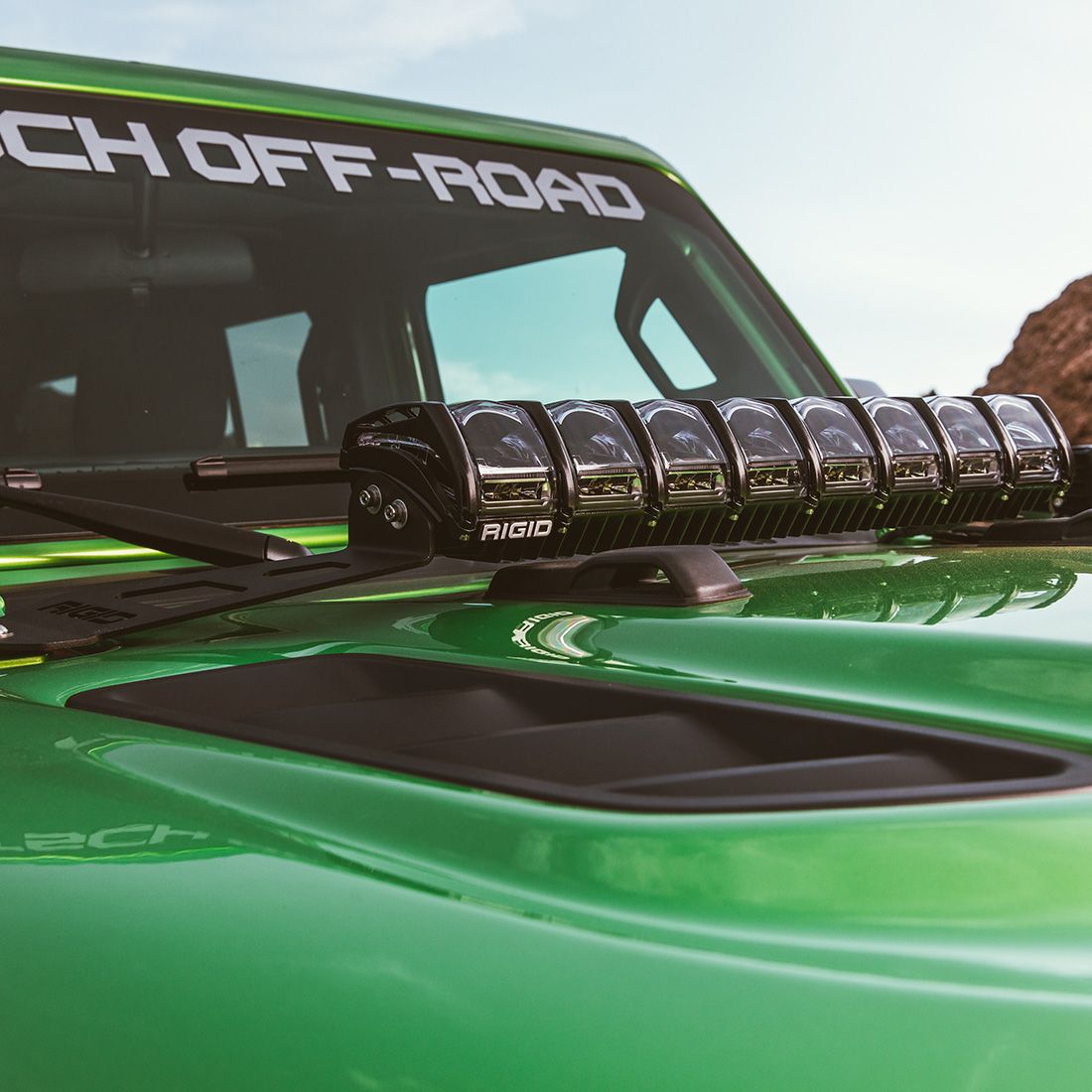 RIGID Industries 18-Pres Jeep Wrangler JL Adapt Hood Mount Fits 20 Inch Adapt Series