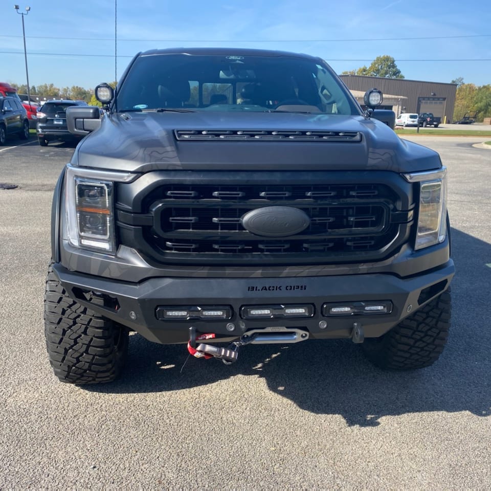 TYRI Off-Road Lighting V12 Black 4300 eLumen 12