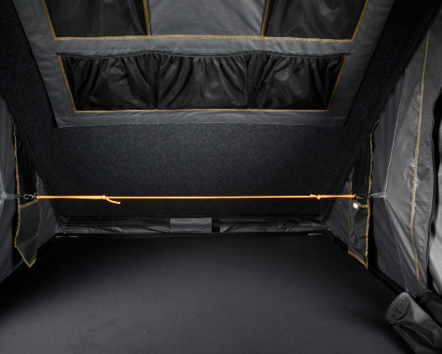 Overland Vehicle Systems Mamba 3 Roof Top Tent - Clam Shell Roof Top Tent