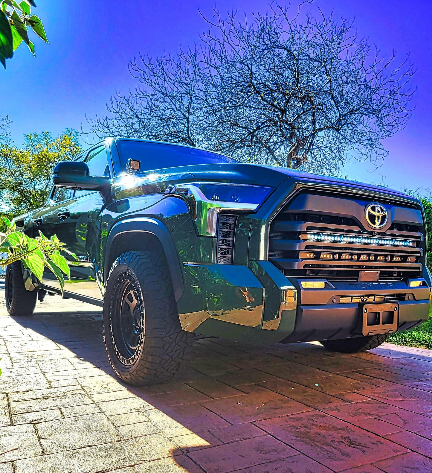 M&R Automotive Single 40in Light Bar Kit - Toyota Tundra (2022-Present)