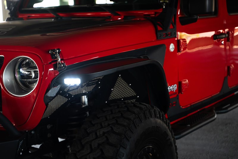 DV8 Offroad Slim Fender Flares – Jeep Gladiator JT (2020–2026)