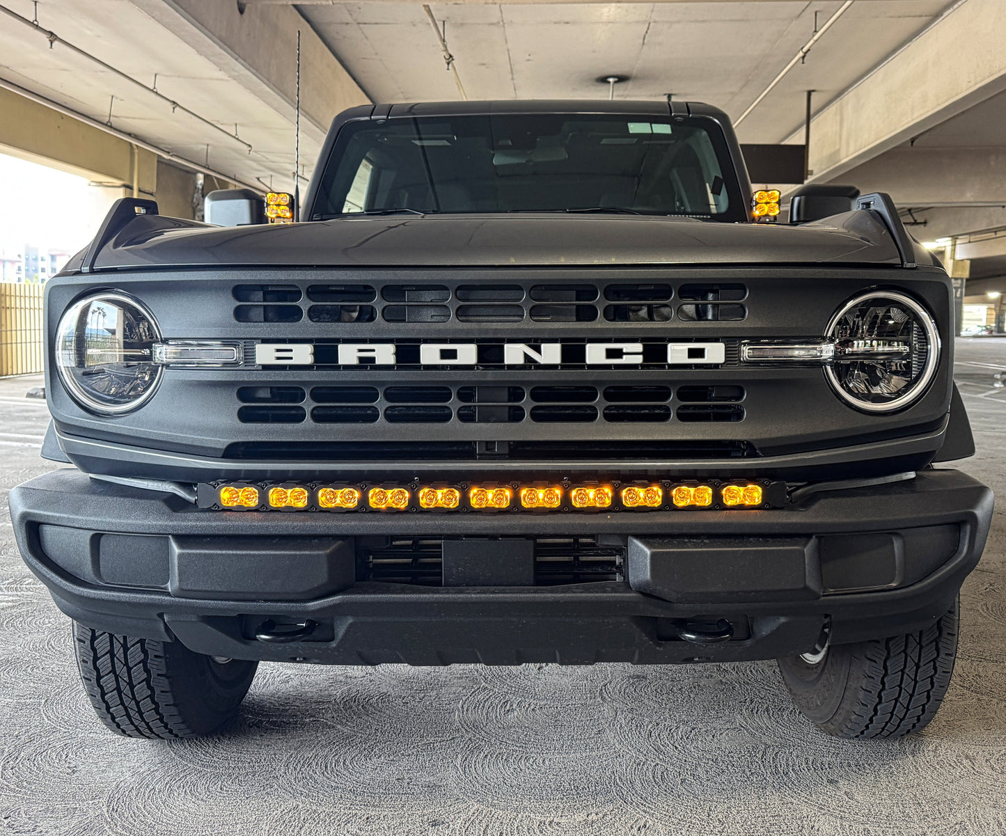 M&R Automotive Standard Bumper lightbar - 40' PRO - Ford Bronco (2021-Present)