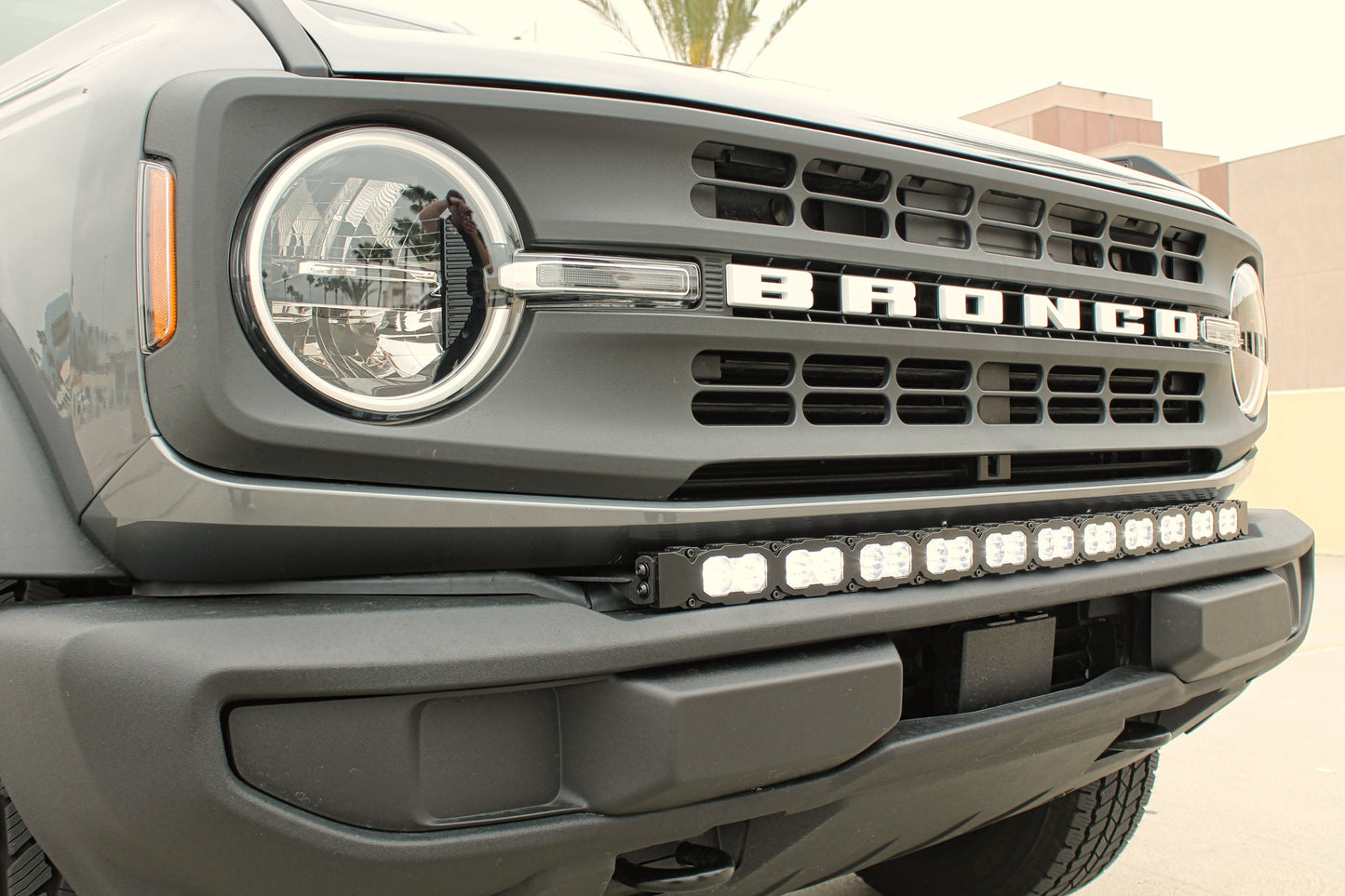 M&R Automotive Standard Bumper lightbar - 40' PRO - Ford Bronco (2021-Present)